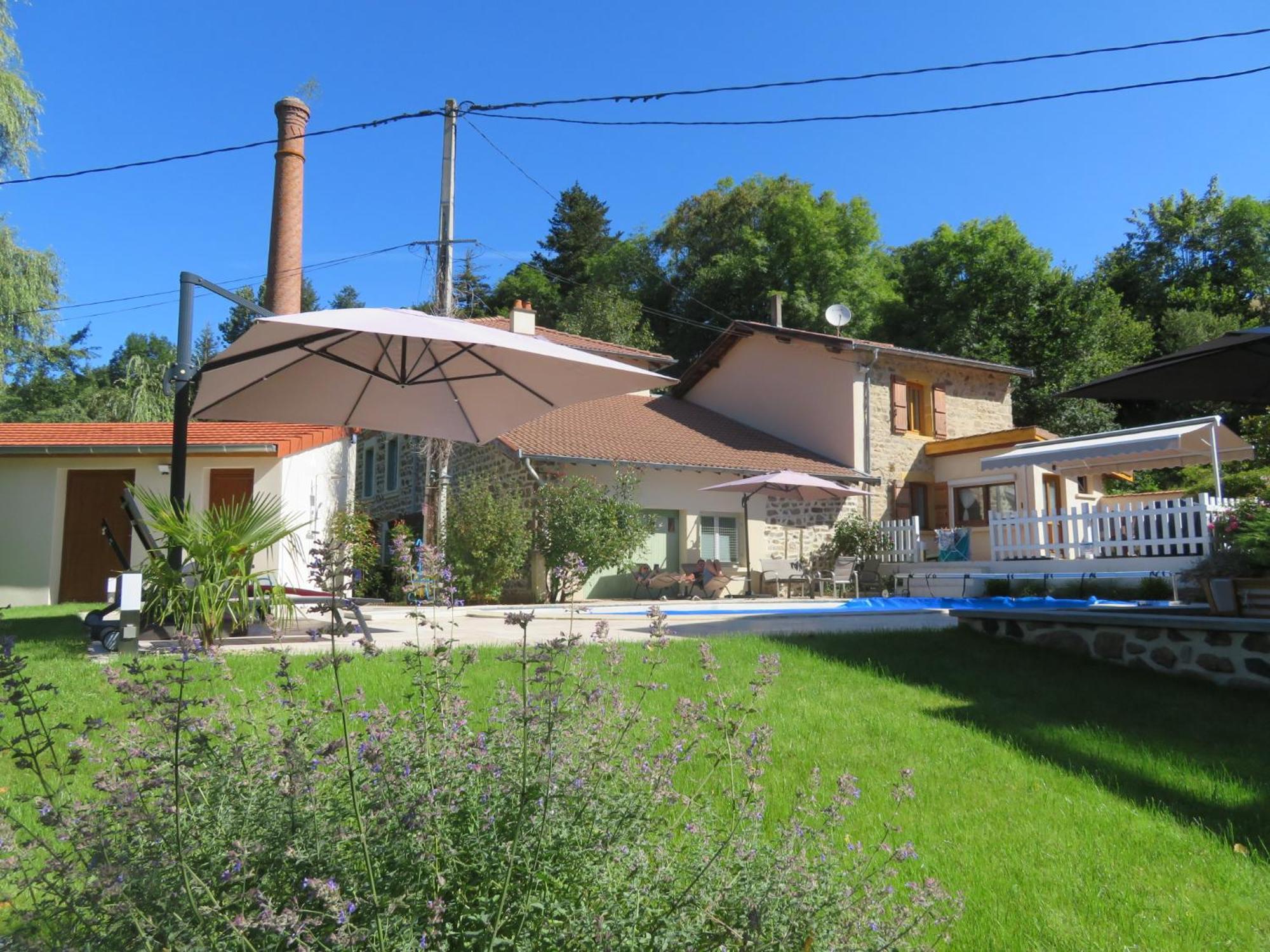 Joli Gite Rural Dans Un Havre De Paix Villa Saint-Bonnet-le-Troncy Exterior photo