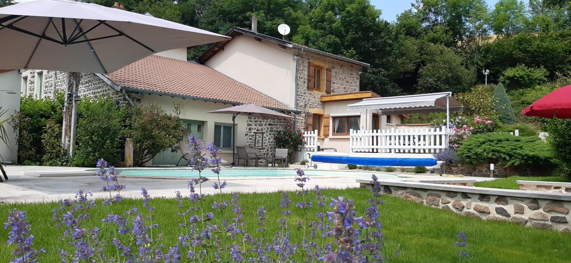 Joli Gite Rural Dans Un Havre De Paix Villa Saint-Bonnet-le-Troncy Exterior photo